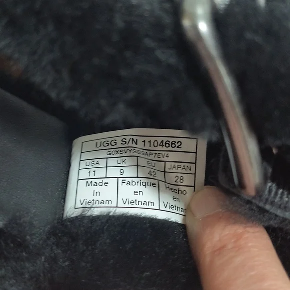 UGG Fuzz Yeah Black Slides Size 11 NWOB - Picture 8 of 9